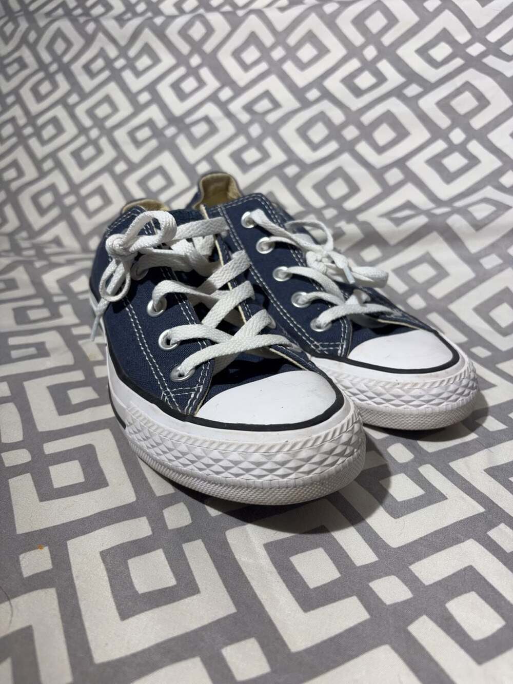 Converse Chuck Taylor All Star Navy Low Top Sneakers Size Men's 4 / Women's 6